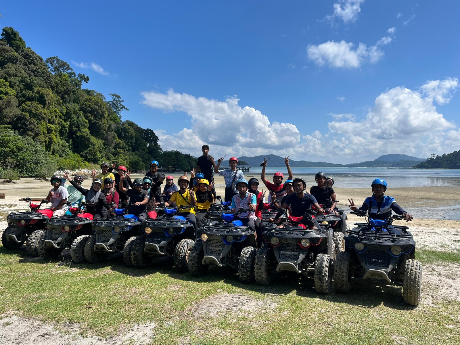 BNF Holding team activity photo 1